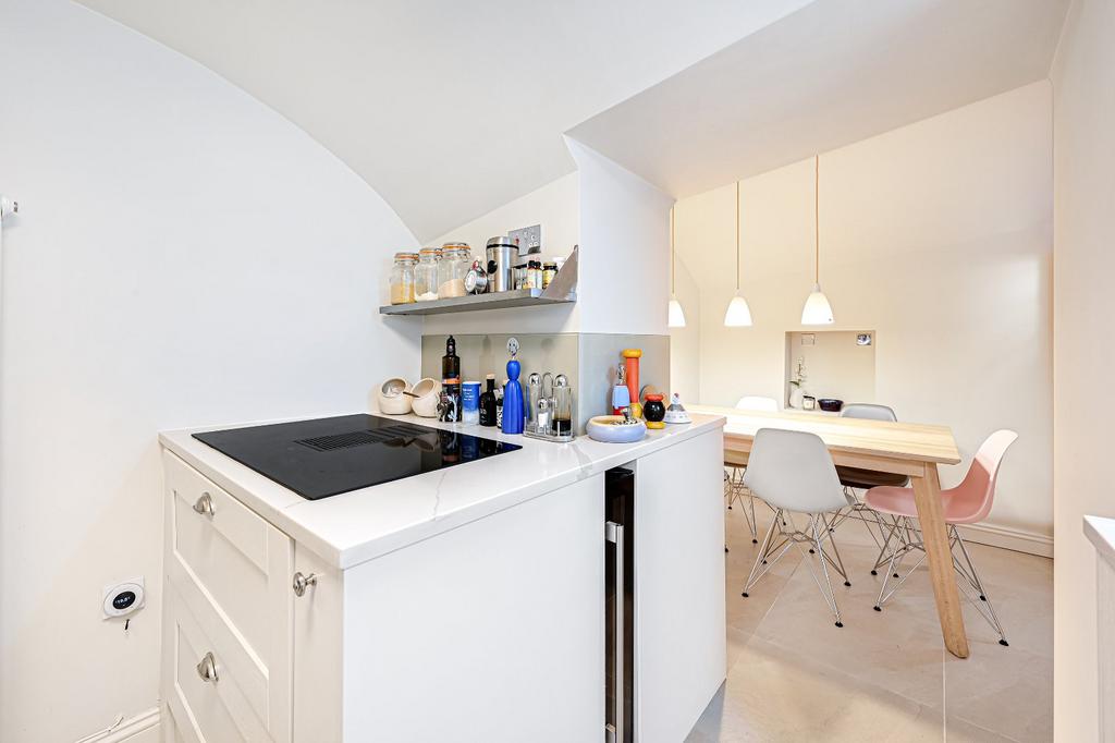 Kitchen/Dining