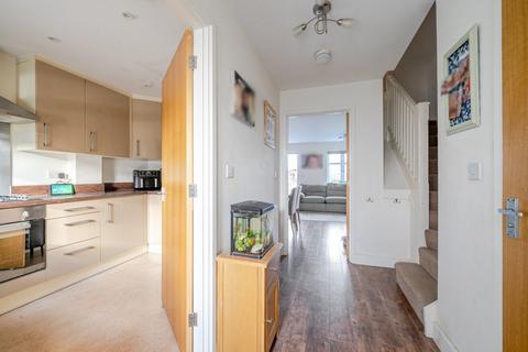 5 Albany Way, Laleham, Staines-upon-thames, TW18 1BG