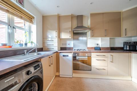 5 Albany Way, Laleham, Staines-upon-thames, TW18 1BG