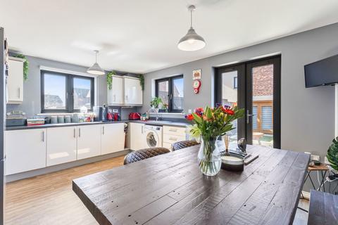 4 bedroom end of terrace house for sale, Gadwall Drive, Castleford WF10