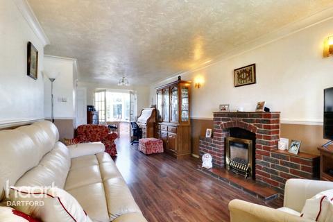 21 Peach Croft, Northfleet, Gravesend, DA11 8ST