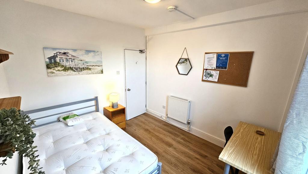 Shared Property for Students Or Professionals - T