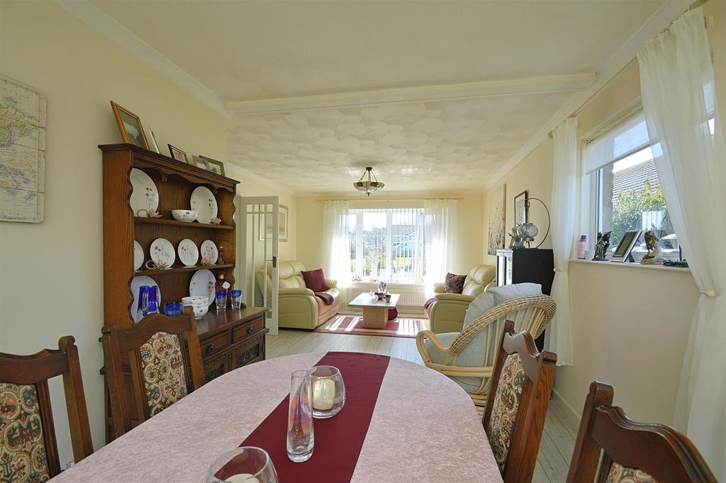 Resized Lounge2.jpg