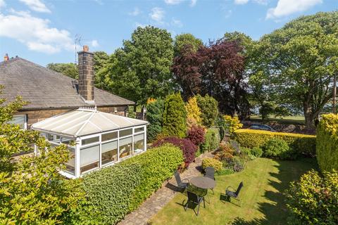 3 bedroom detached bungalow for sale, Cemetery Road, Leeds LS19