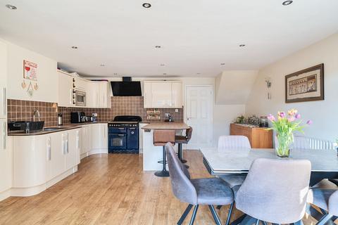 41 Cottle Road, Bristol, BS14 8QR