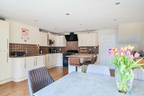 41 Cottle Road, Bristol, BS14 8QR