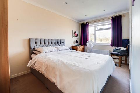 4 bedroom terraced house for sale, Lea Walk, Harpenden, Hertfordshire, AL5