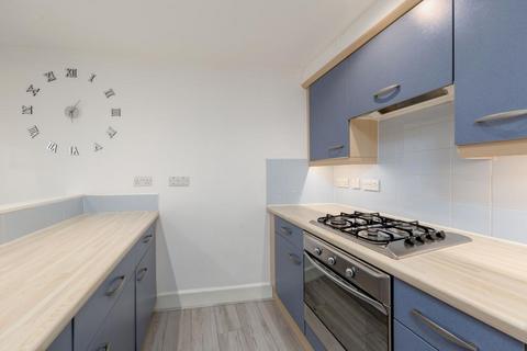 12/1 Mcdonald Road, Edinburgh, EH7 4LZ