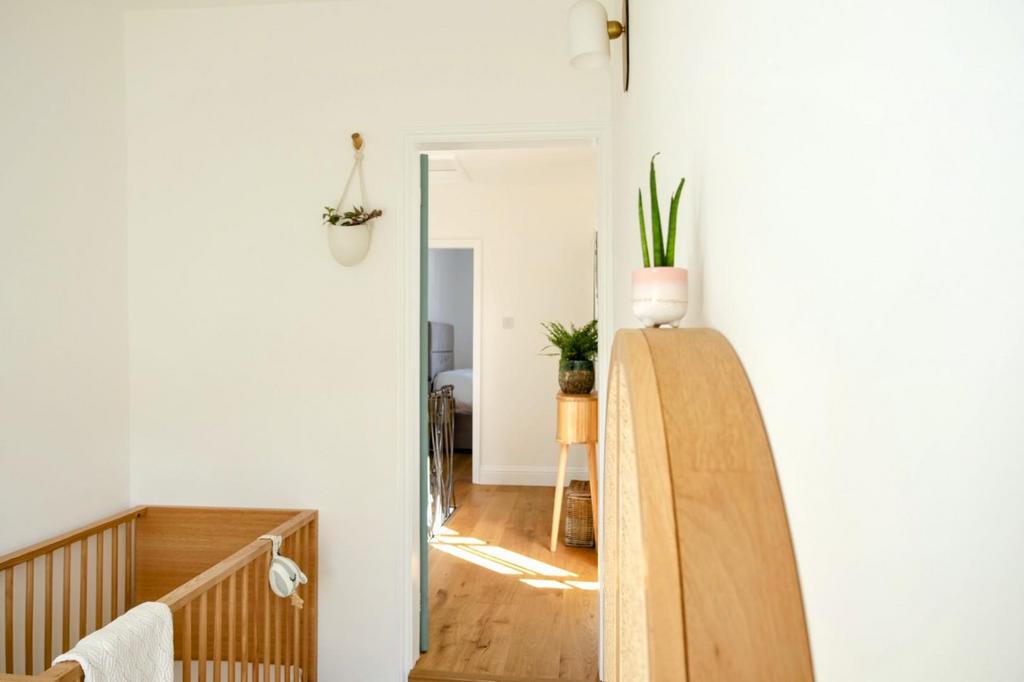 11.Bedroom.jpg