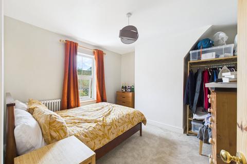 3, Stanley Cottages Barton Street, Gloucester, GL1 4EZ