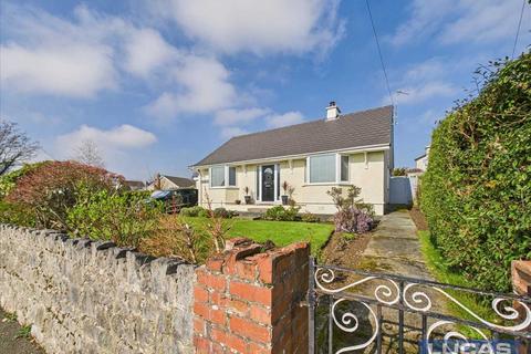 undefined, Fron Dirion, Lon Ganol, Llandegfan