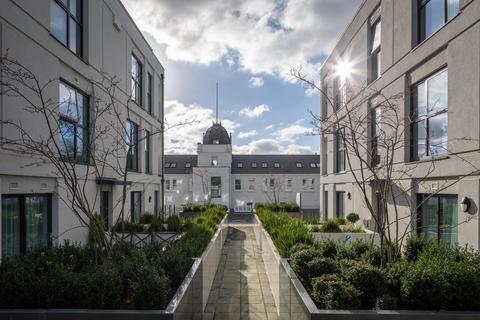 1 bedroom flat for sale, La Pouquelaye, St. Helier, Jersey