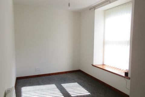 2 bedroom flat to rent, 8 Taits Lane