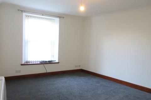 2 bedroom flat to rent, 8 Taits Lane