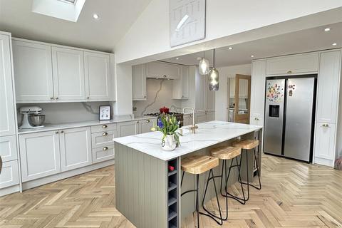 37 Abbey Court, Middlesbrough, TS6 9BU