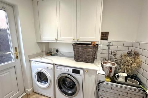 37 Abbey Court, Middlesbrough, TS6 9BU