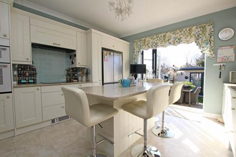 3 bedroom semi-detached house for sale, Annington Road, Roselands Eastbourne, BN22 8NG