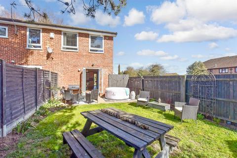 34a Rushmead Close, Canterbury, CT2 7RP