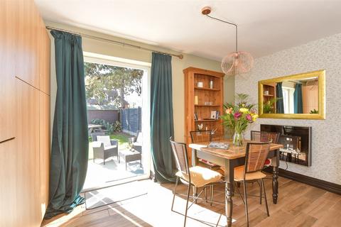3 bedroom end of terrace house for sale, Rushmead Close, Canterbury CT2
