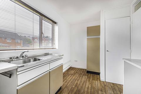 2 bedroom maisonette for sale, Armoury Drive, Gravesend, DA12