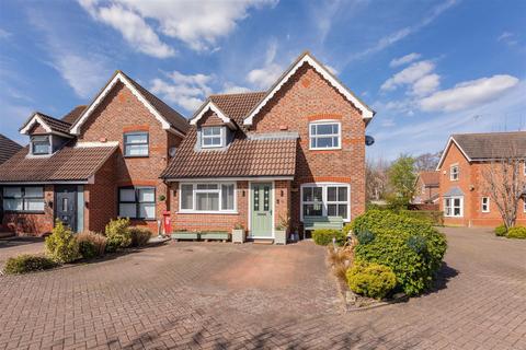 3 bedroom detached house for sale, Richards Way, Cippenham