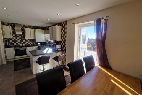 3 bedroom semi-detached house for sale, Chapel Close, Cradley Heath B64