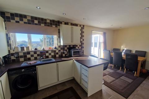 3 bedroom semi-detached house for sale, Chapel Close, Cradley Heath B64