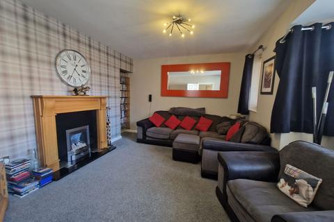 3 bedroom semi-detached house for sale, Chapel Close, Cradley Heath B64