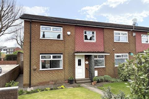 3 bedroom end of terrace house for sale, Ripponden Road, Watersheddings, Oldham, OL4