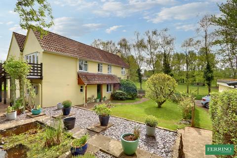 undefined, (5 Bed, 2 En-suite), Howells Lane, Blakeney, Gloucestershire. GL15 4BA