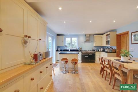 5 bedroom detached house for sale, (5 Bed, 2 En-suite), Howells Lane, Blakeney, Gloucestershire. GL15 4BA