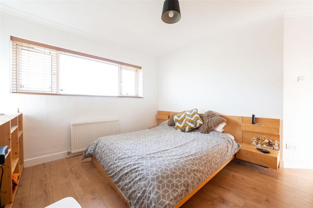 61 Wellingham Ave, Hitchin-17.jpg