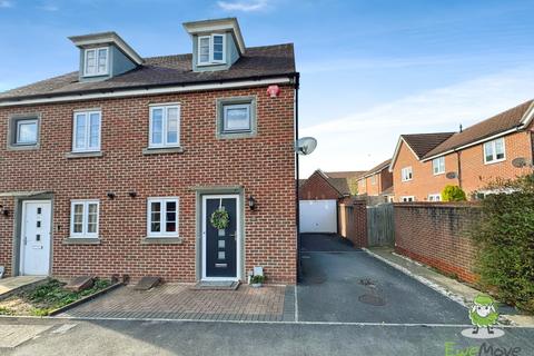 25 Benham Road, Basingstoke, RG24 9TJ