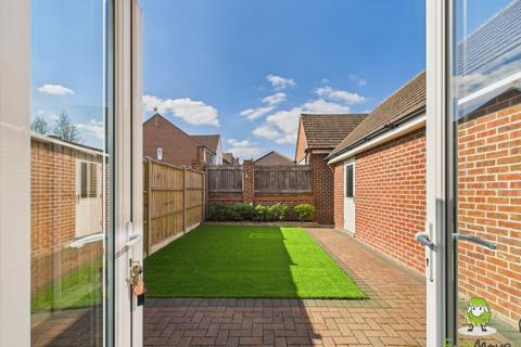 25 Benham Road, Basingstoke, RG24 9TJ