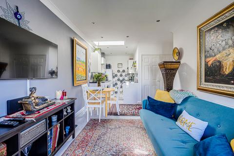 undefined, Flemming Crescent, Leigh-on-sea, SS9
