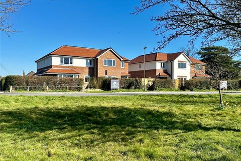 4 bedroom semi-detached house for sale, Lodge Road, Pennington, Lymington, Hampshire, SO41