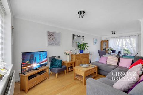 3 bedroom terraced house for sale, Lime Place, Basildon, SS15