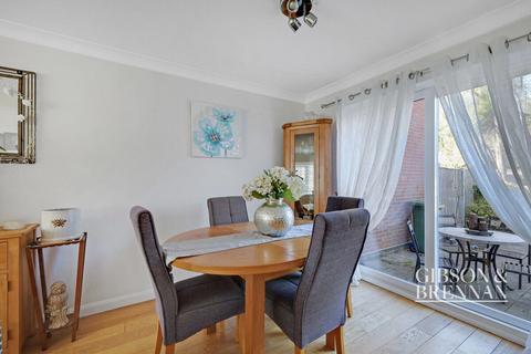 3 bedroom terraced house for sale, Lime Place, Basildon, SS15