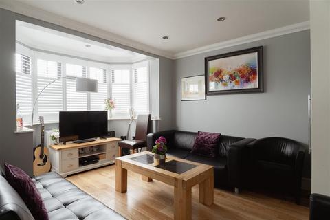3 bedroom house for sale, Kingston Road, Epsom KT19