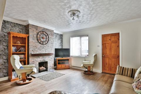2 Beechwood Views, Roos, Hull, HU12 0HQ
