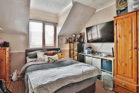2 Beechwood Views, Roos, Hull, HU12 0HQ