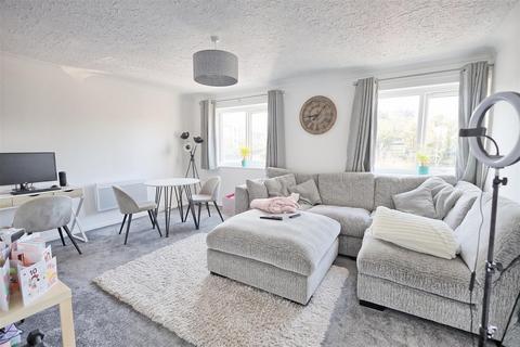 2 bedroom apartment for sale, Broadmeads, Ware SG12