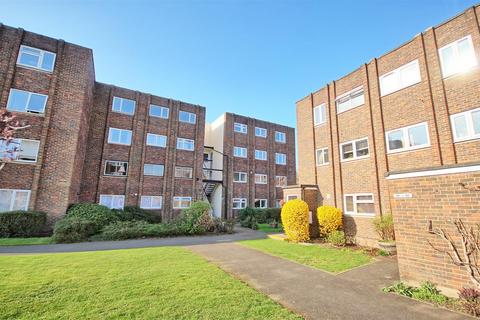 2 bedroom apartment for sale, Broadmeads, Ware SG12