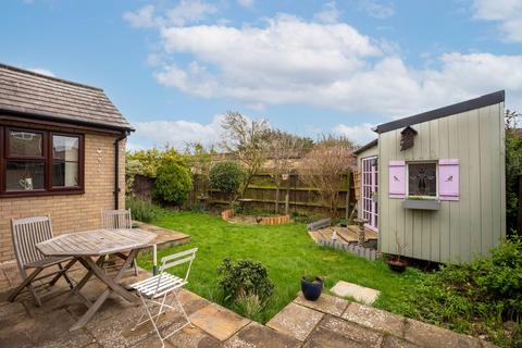9 Barns Close, Over, Cambridge, CB24 5TX