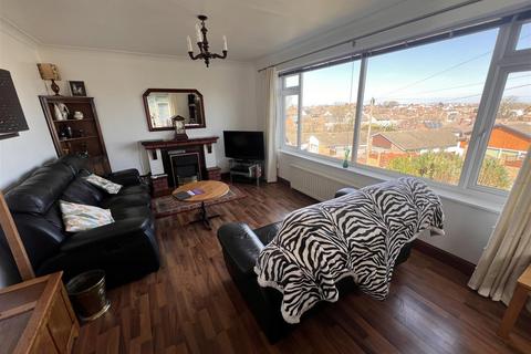 49 Brookside, Pill, Bristol, BS20 0LA