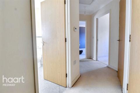 2 bedroom apartment to rent, Palm Drive, ROCHESTER