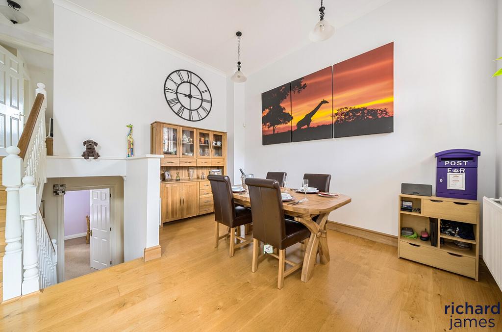 Cd8cd970cb924f5d913dd52115bb3317