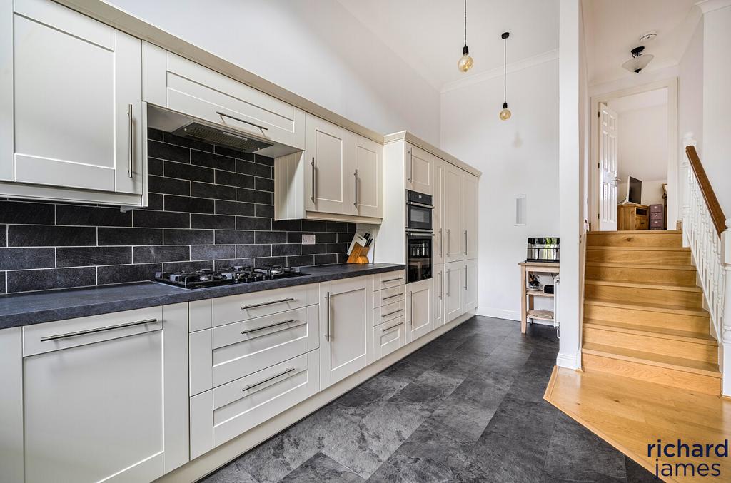 F567de0a6d1d4e738cde58660152b437