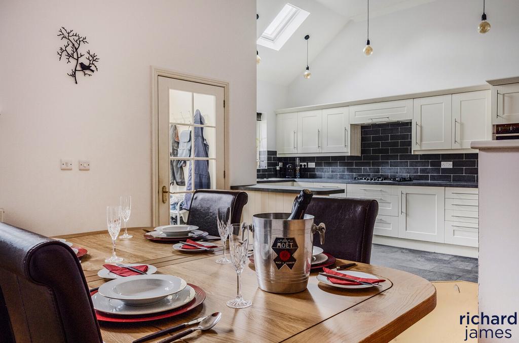 2d52eed3f54740ceaf2759786eeda2d5