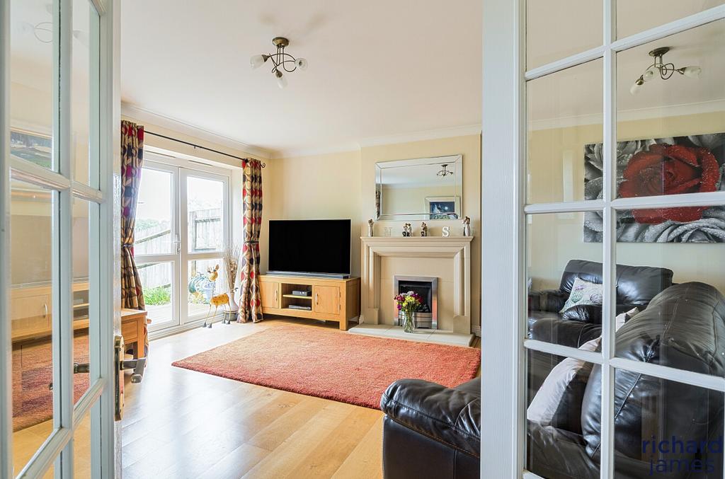 43d5952393784b278ff5fd118f4e4f1b